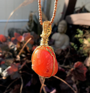 Motivation Amulet: Carnelian Sandalwood Pendant